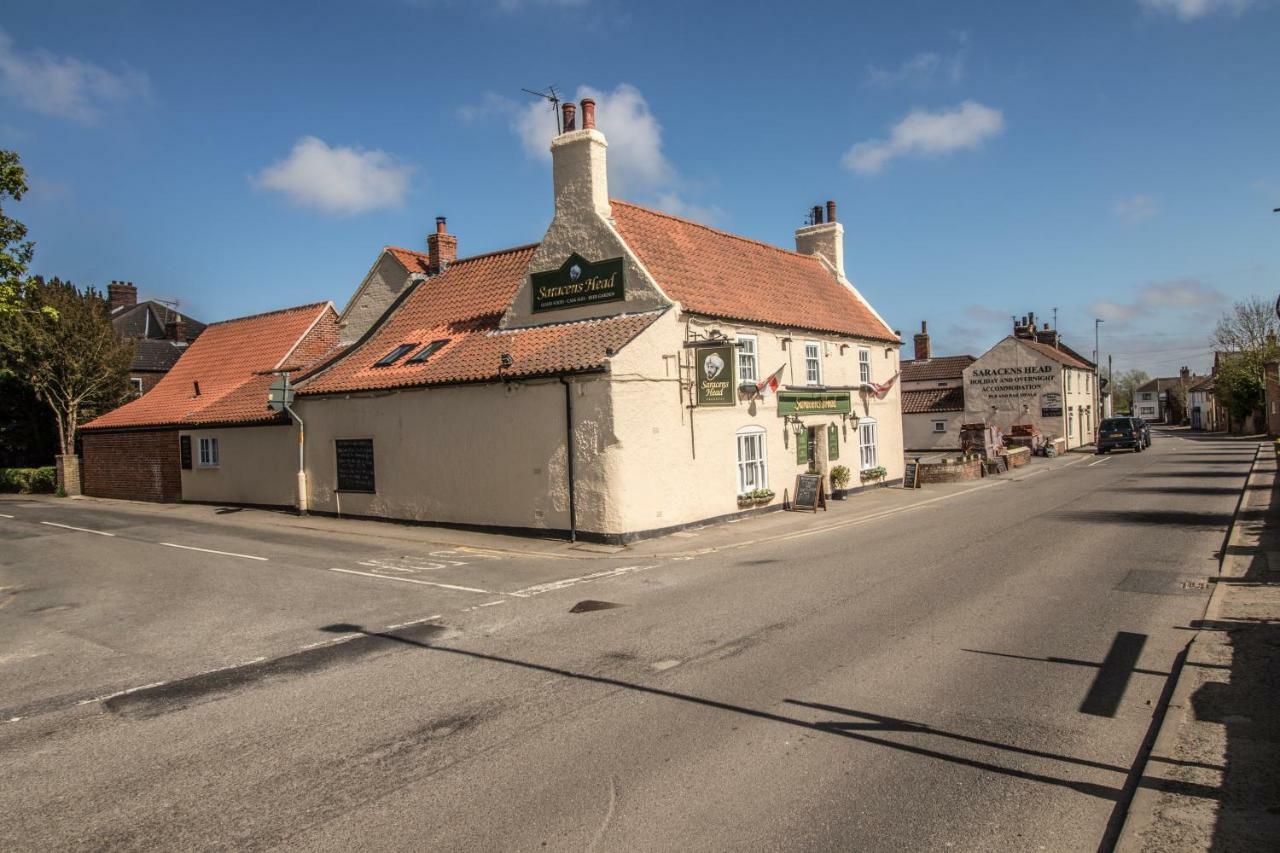 The Saracens Head The Conkera Apartment Chapel Saint Leonards Exterior foto